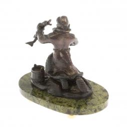 Бронзовая статуэтка "Емеля" на подставке из змеевика