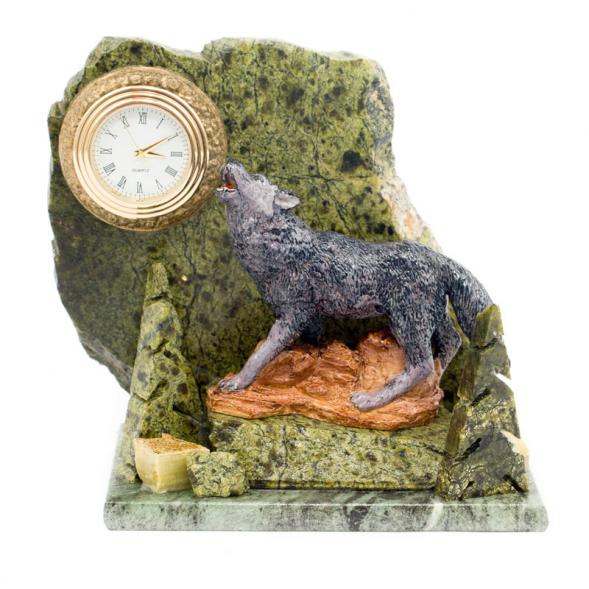 Часы &amp;quot;Волк&amp;quot; из змеевика 116446