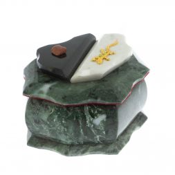 Каменная шкатулка &amp;quot;Ракушка&amp;quot; шабровский змеевик / белый мрамор 14х10х9 см