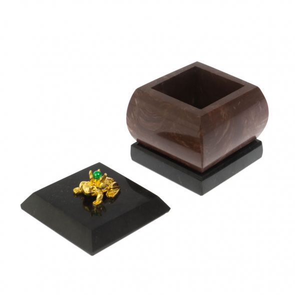 Шкатулка &amp;quot;Лягушка&amp;quot; из камня лемезит 4,5х4,5х6 см 128747