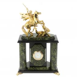 Часы &amp;quot;Георгий Победоносец&amp;quot; из баженовского змеевика