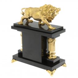 Часы &amp;quot;Лев&amp;quot; из яшмы